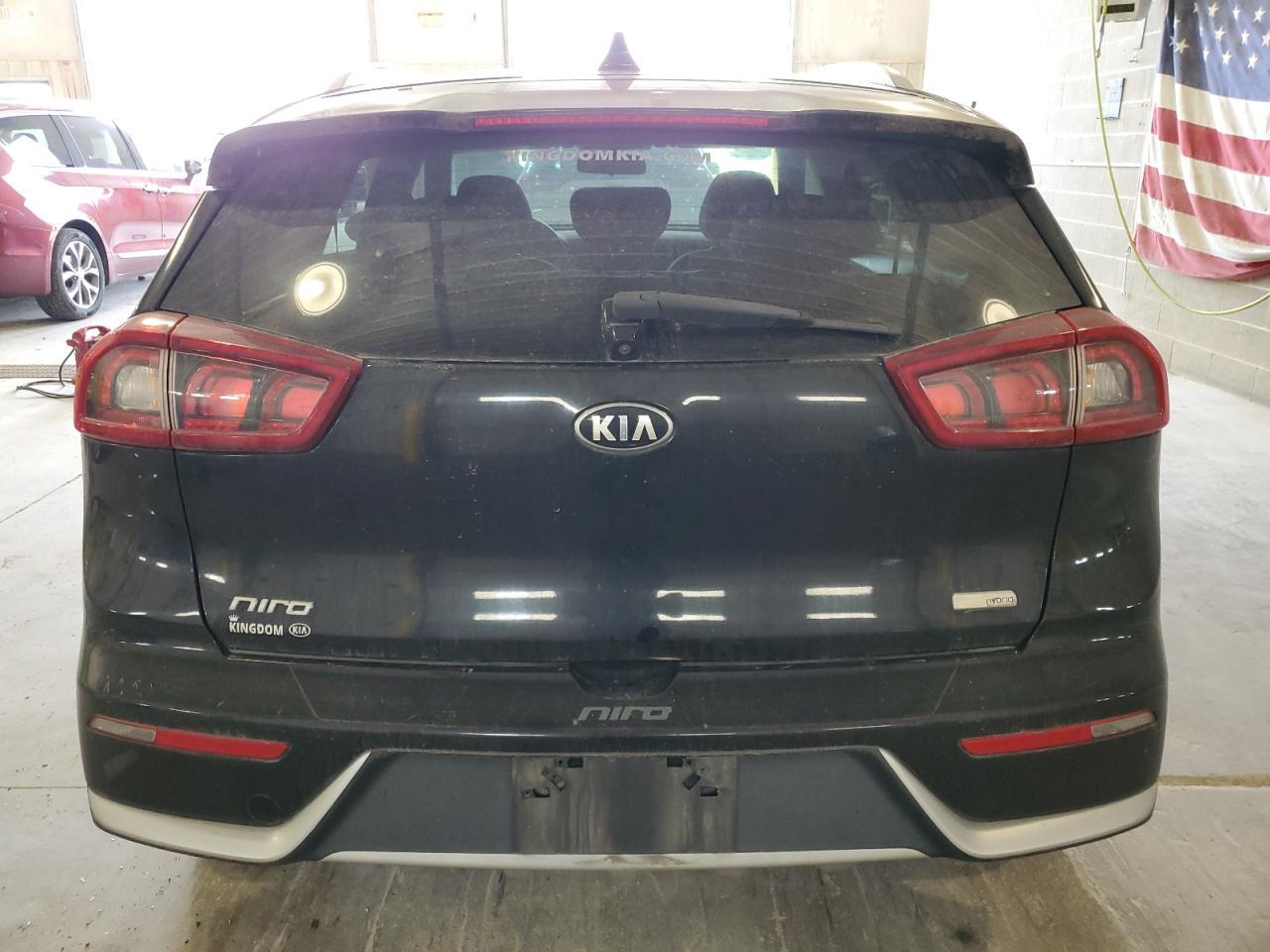 2017 Kia Niro Fe - Фото 6