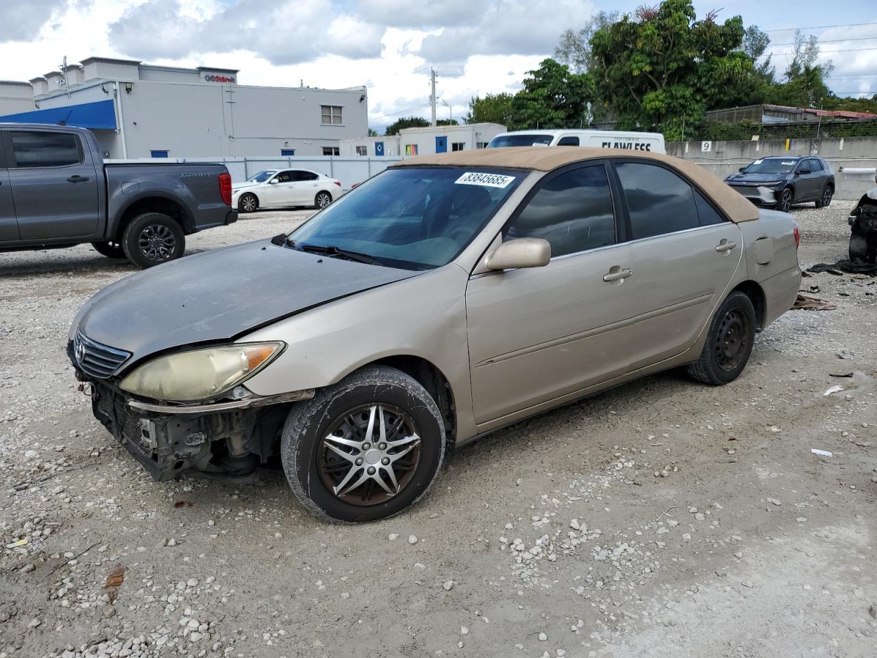 2005 Toyota Camry Le