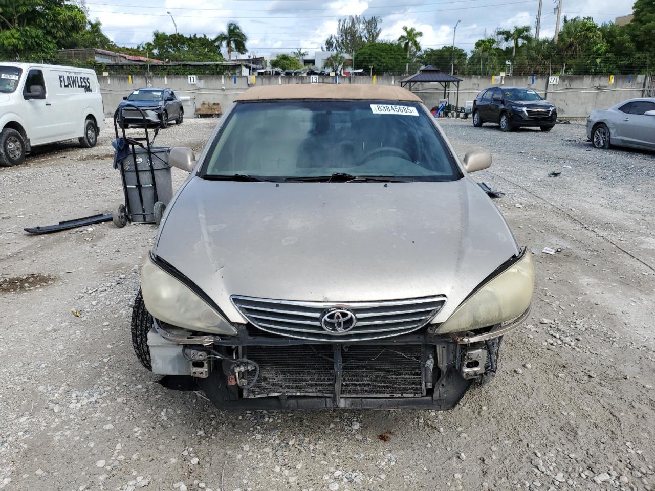 2005 Toyota Camry Le - Image 5