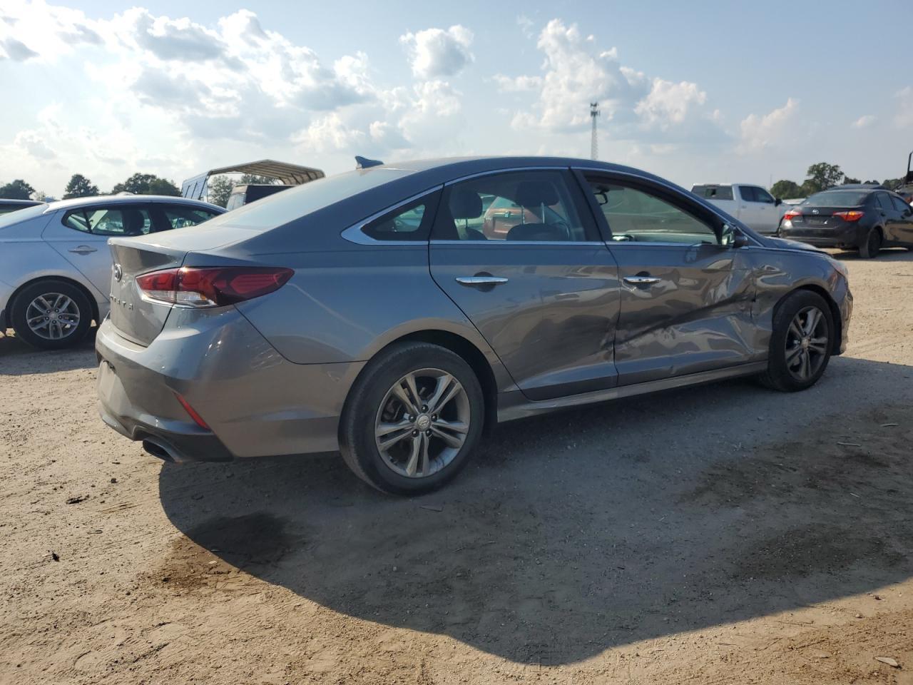 2019 Hyundai Sonata Limited - Image 3