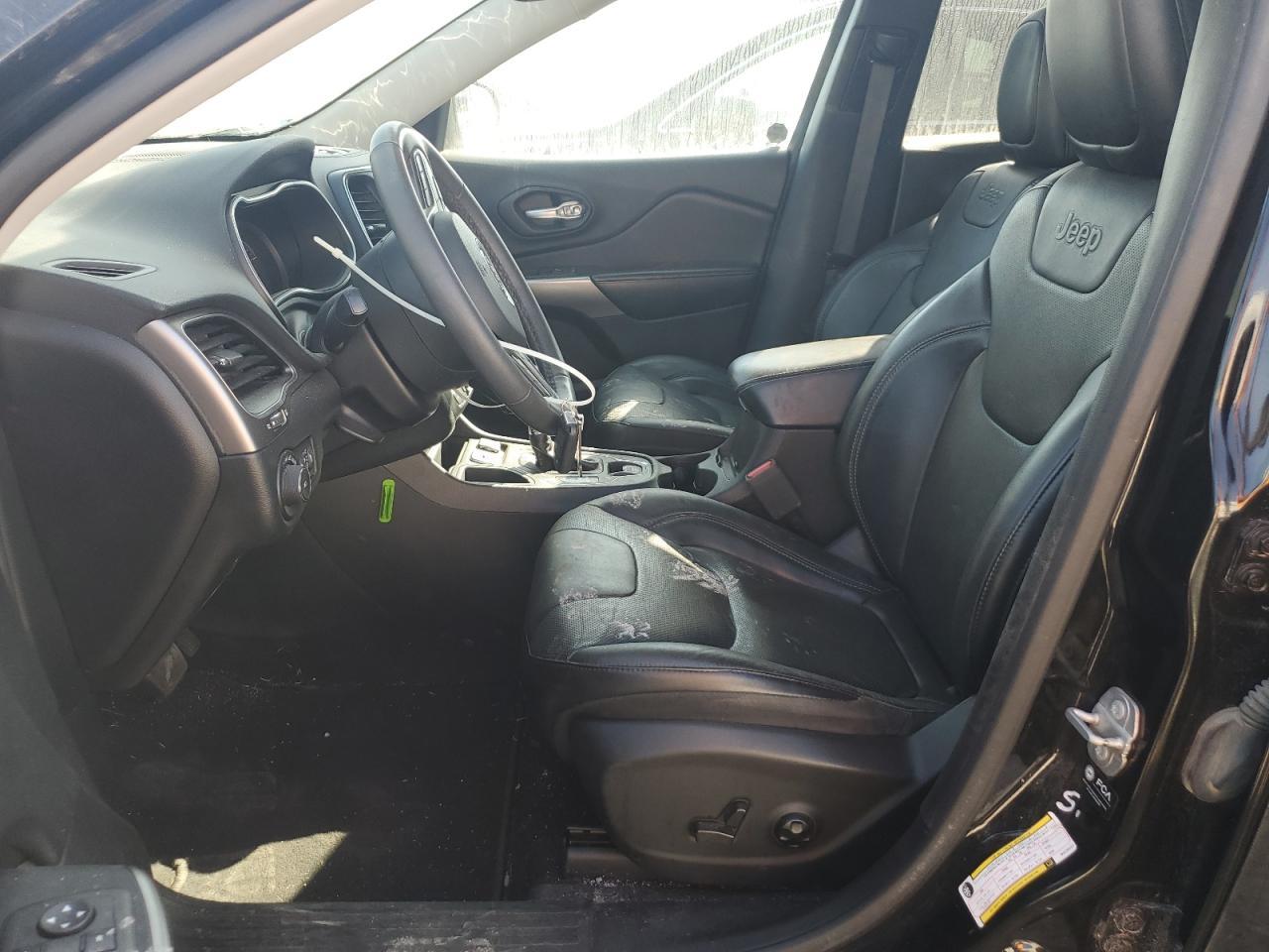 2021 Jeep Cherokee Latitude Lux - Image 7