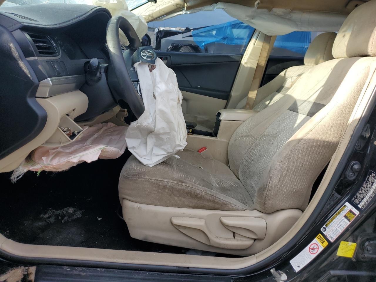 2014 Toyota Camry L - Image 7