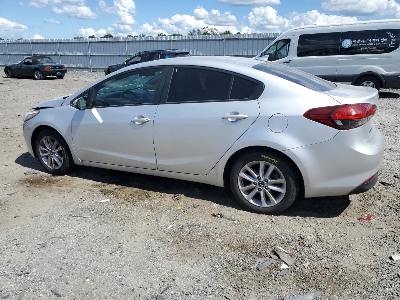 2017 Kia Forte Lx - Фото 2