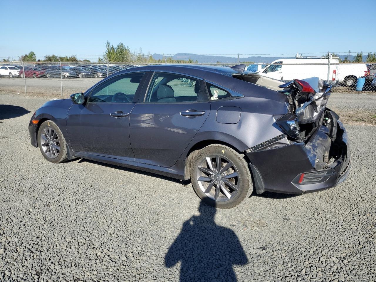 2019 Honda Civic Ex - Image 2