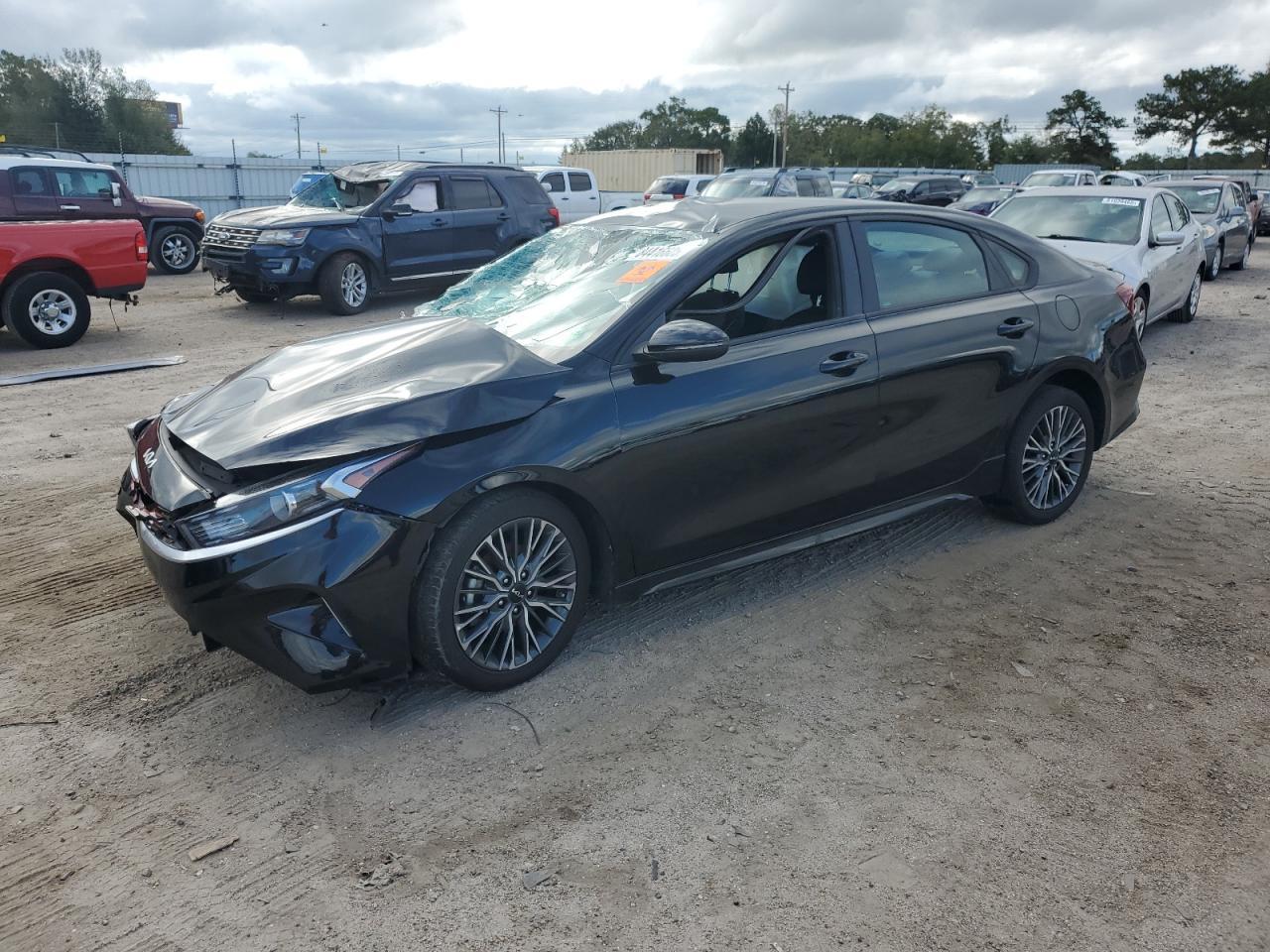 2023 Kia Forte Gt Line