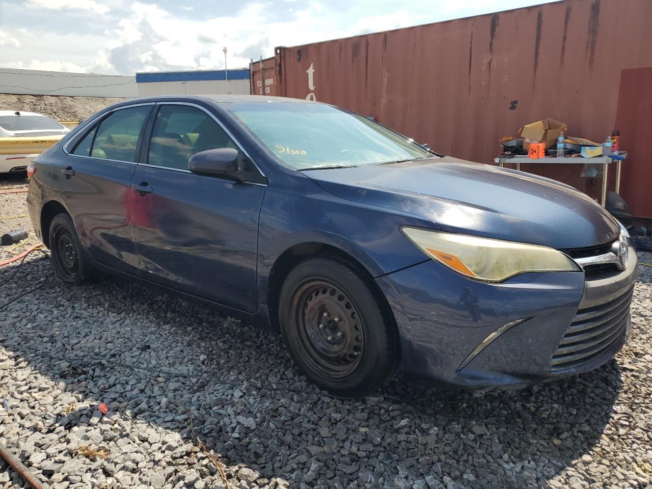 2015 Toyota Camry Le - Image 4
