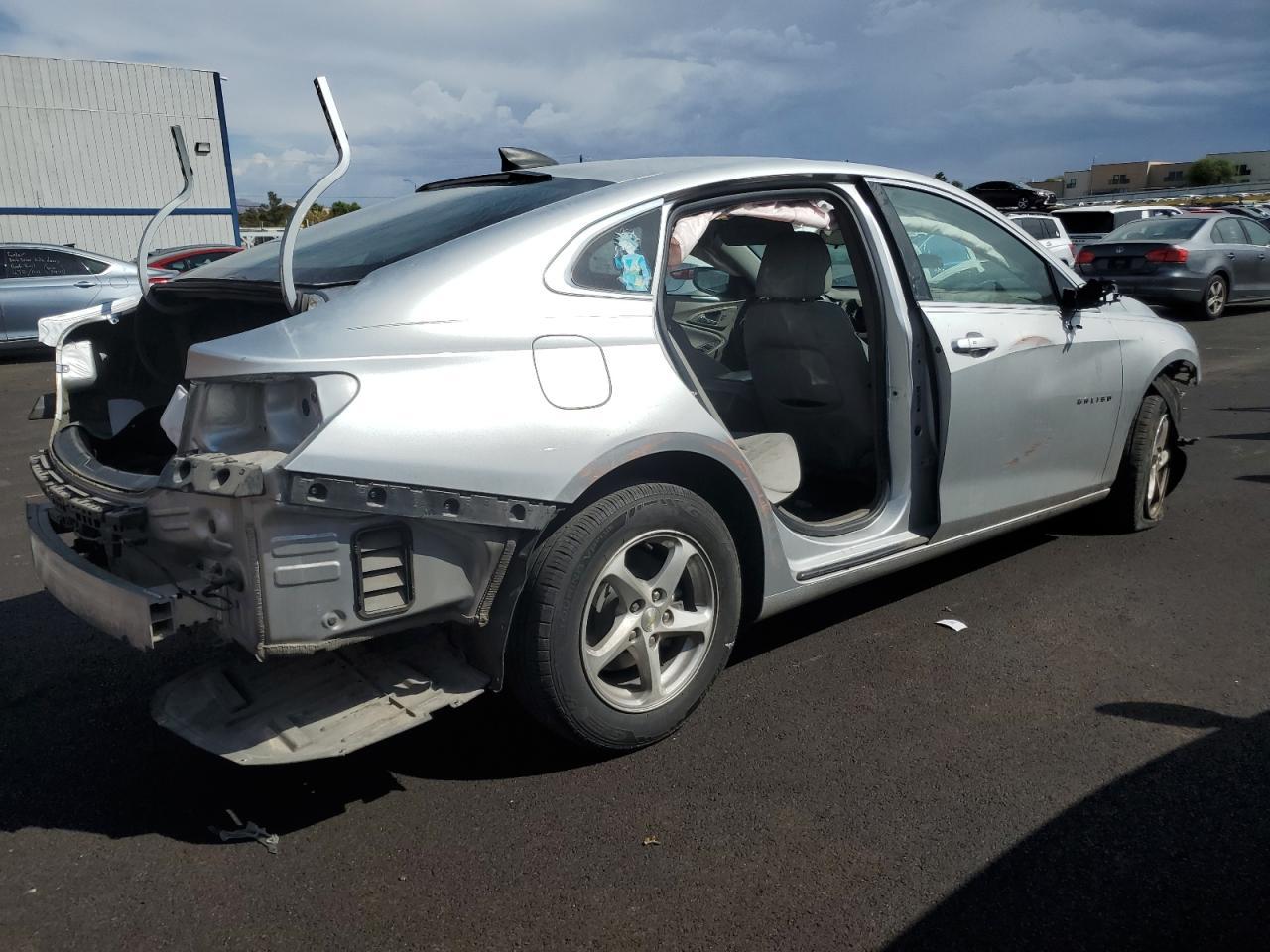 2016 Chevrolet Malibu Ls - Фото 3