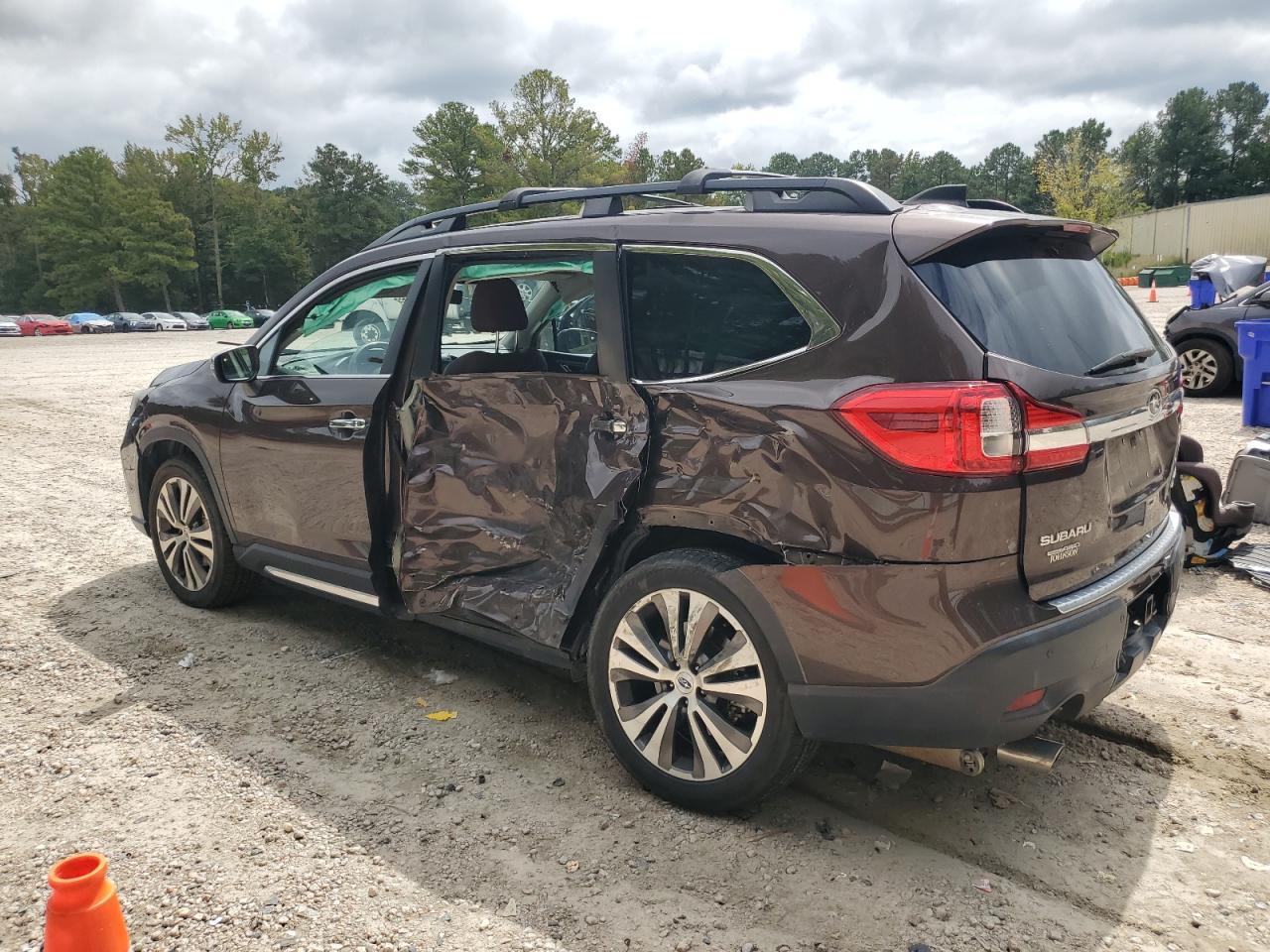 2020 Subaru Ascent Touring - Image 2