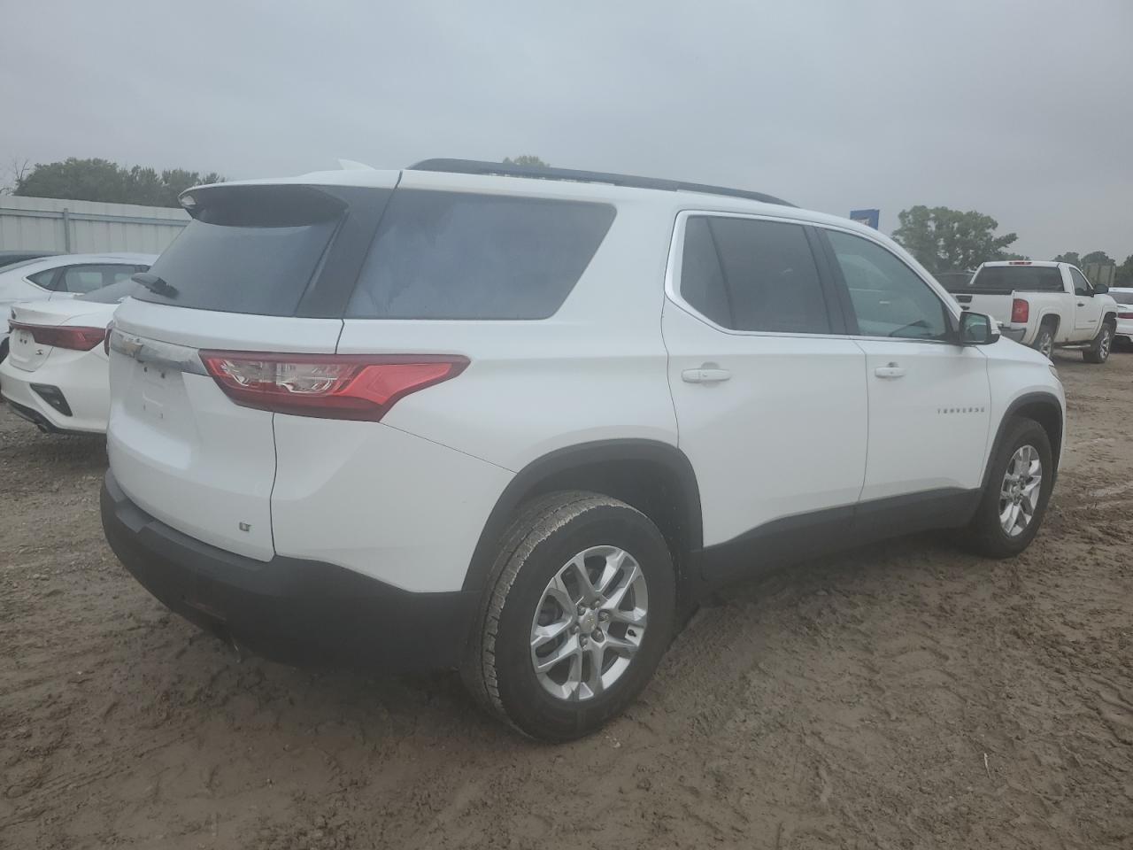 2019 Chevrolet Traverse Lt - Фото 3