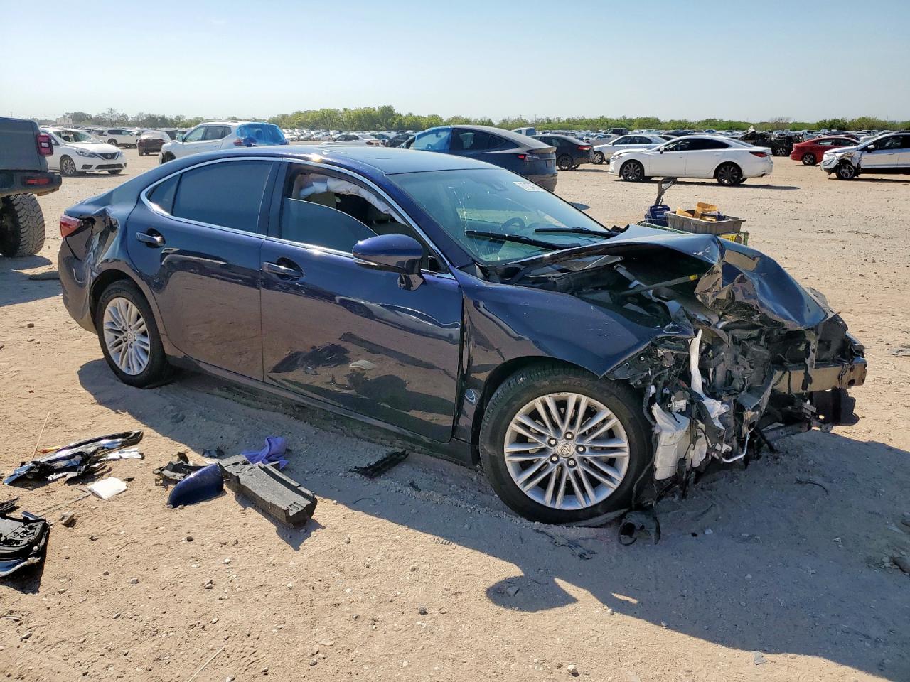 2017 Lexus Es 350 - Фото 4