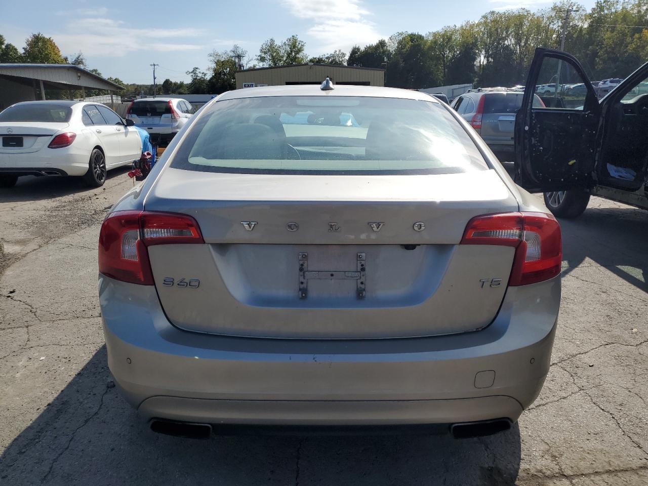 2014 Volvo S60 T5 - Фото 6