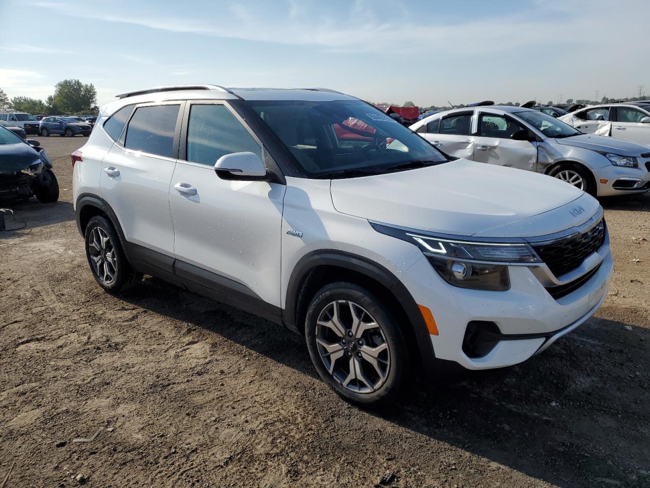 2022 Kia Seltos Ex - Image 4