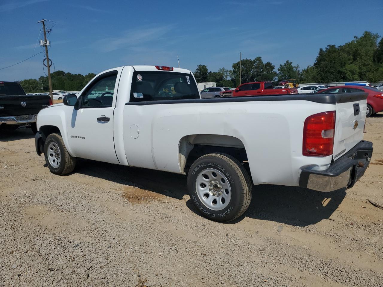 2013 Chevrolet Silverado C1500 - Фото 2