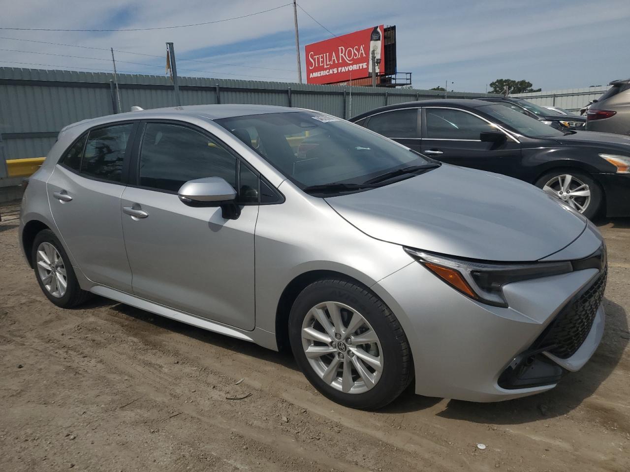 2023 Toyota Corolla Se - Image 4