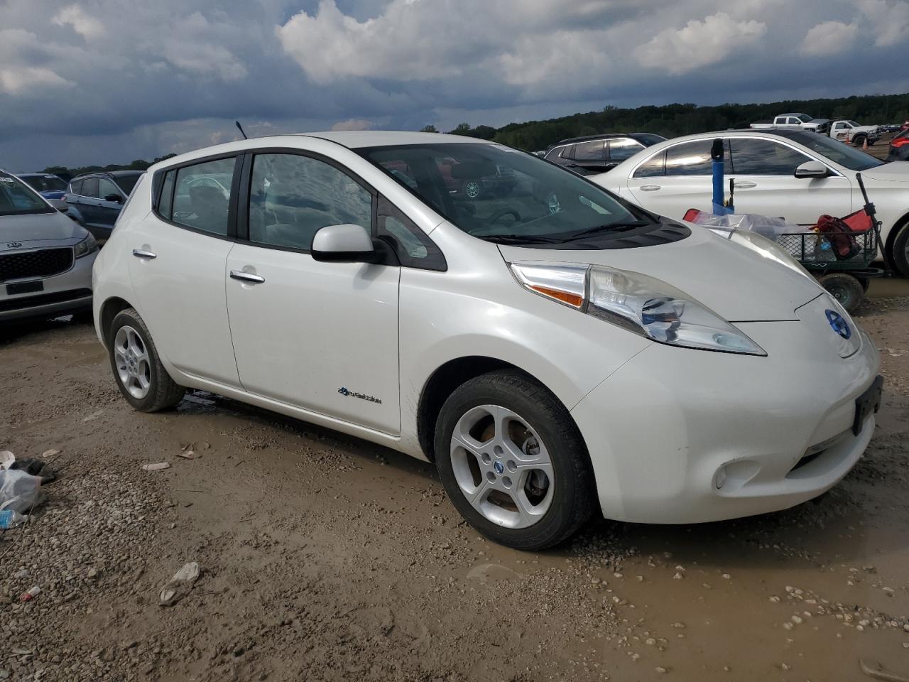 2013 Nissan Leaf S - Фото 4