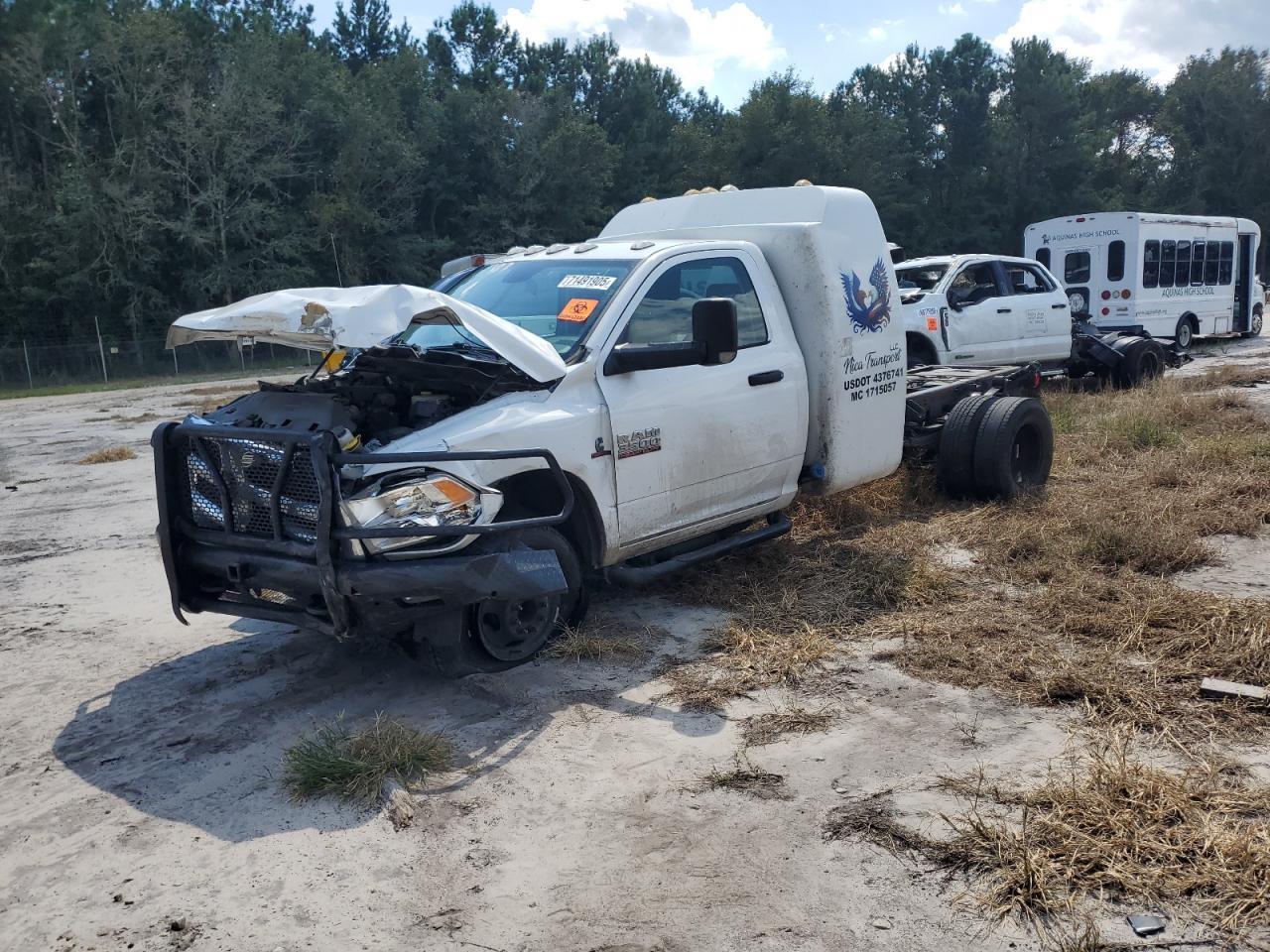 2017 Ram 3500 Cab & Chassis T