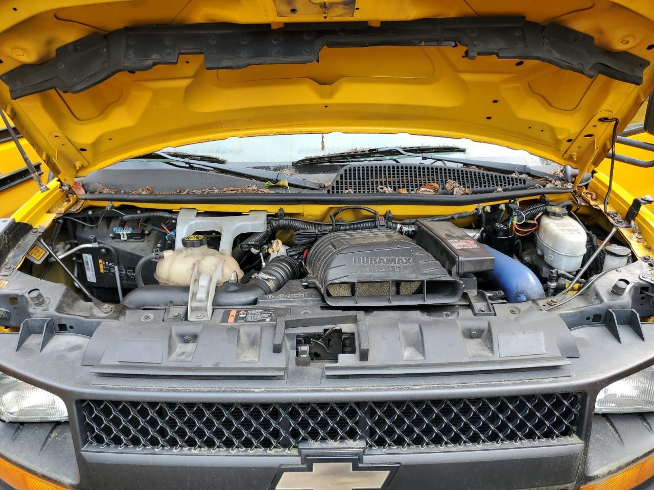 2013 Chevrolet Express G3500 - Image 7