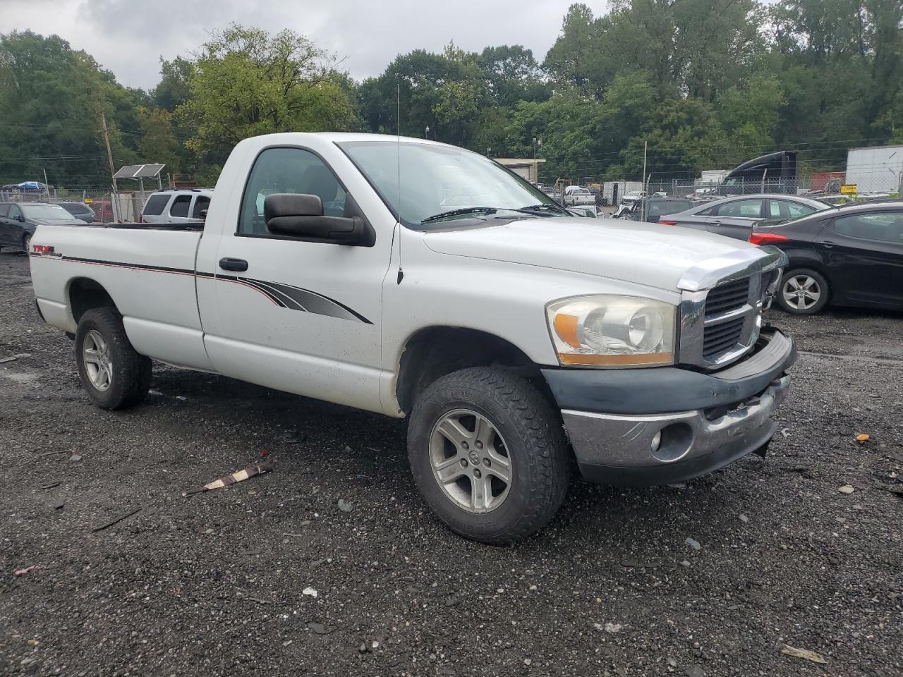 2006 Dodge Ram 1500 St - Фото 4