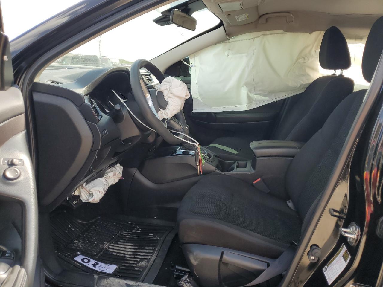 2021 Nissan Rogue Sport S - Фото 7