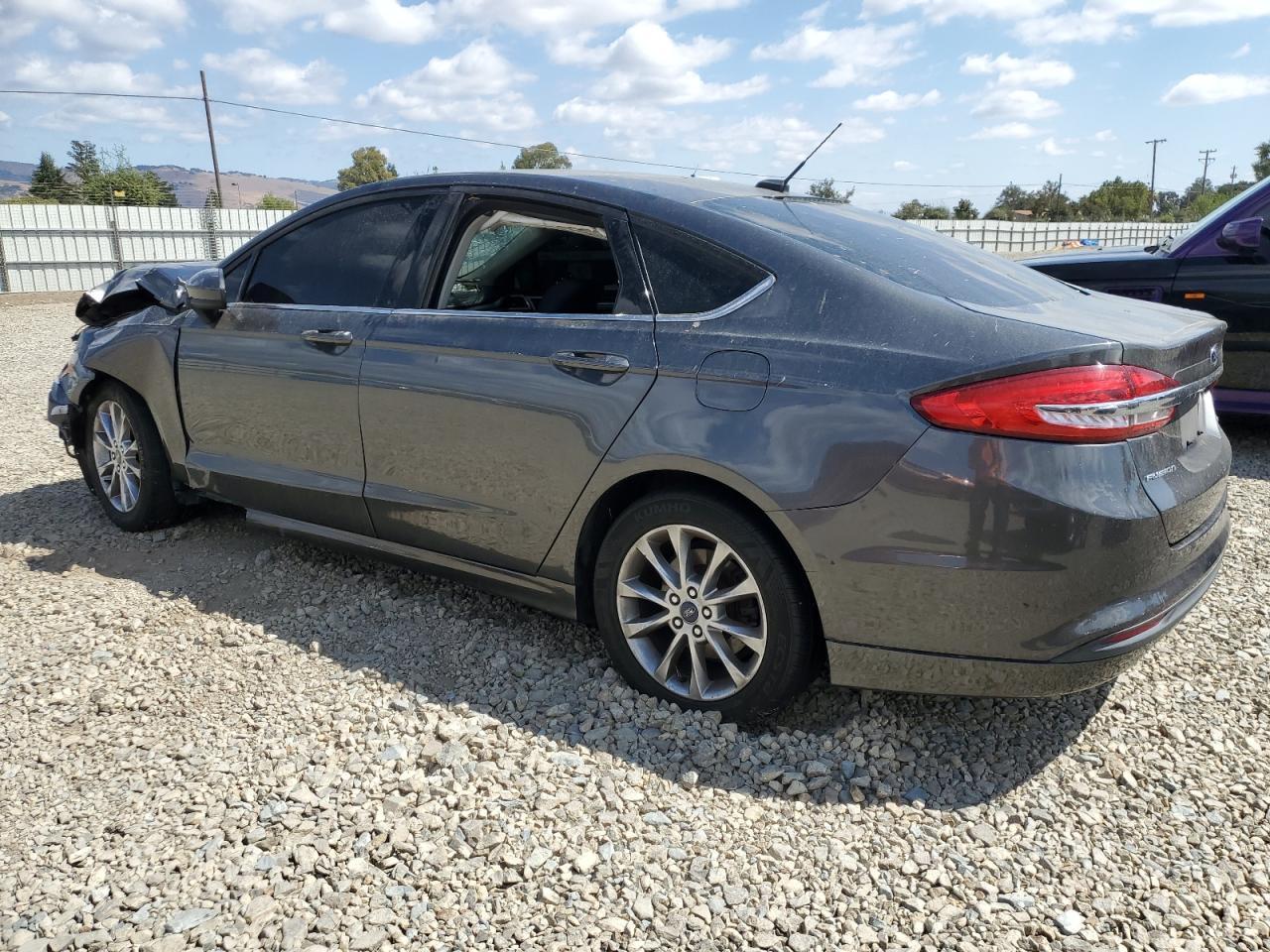 2017 Ford Fusion Se - Фото 2