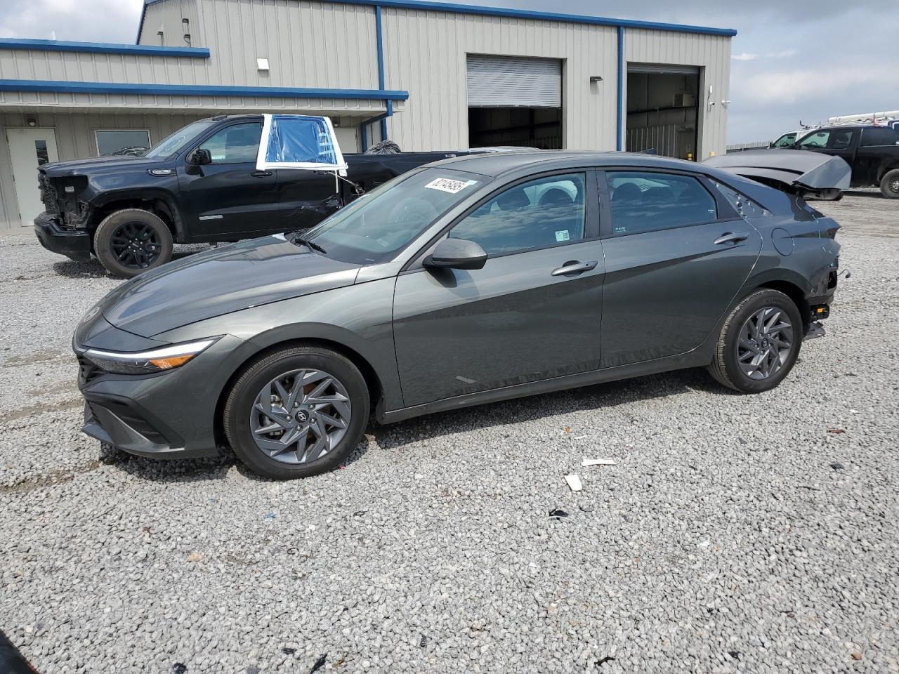 2024 Hyundai Elantra Blue