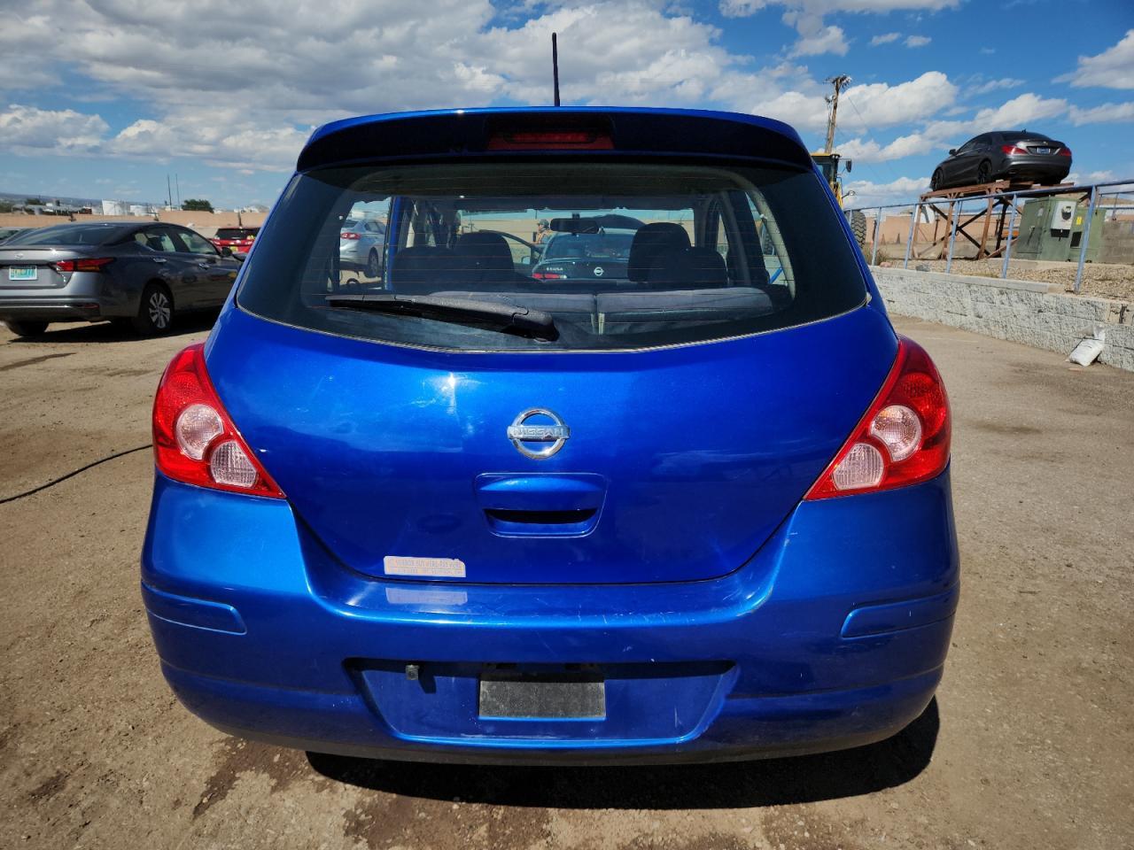 2009 Nissan Versa S - Фото 6