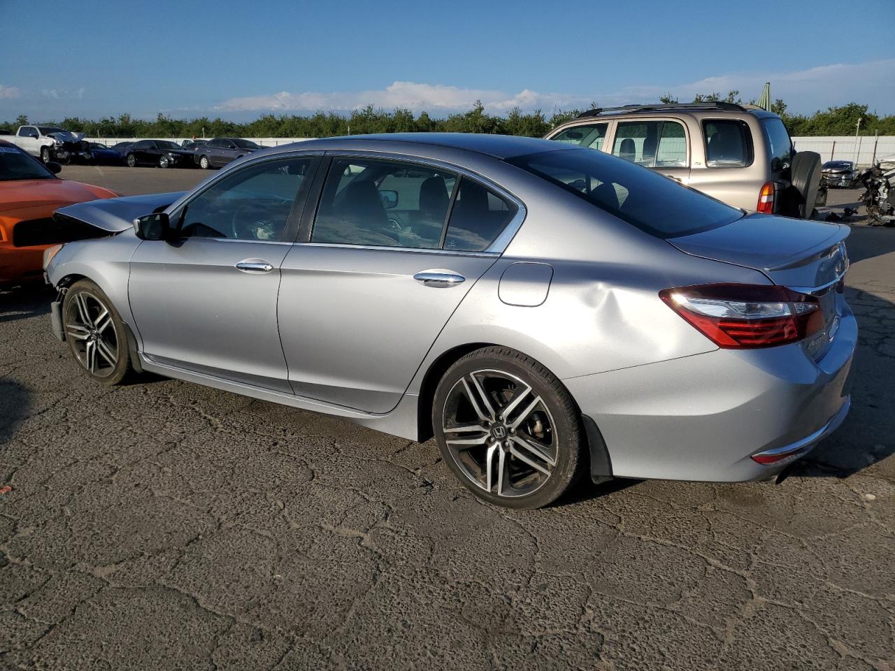 2017 Honda Accord Sport - Image 2