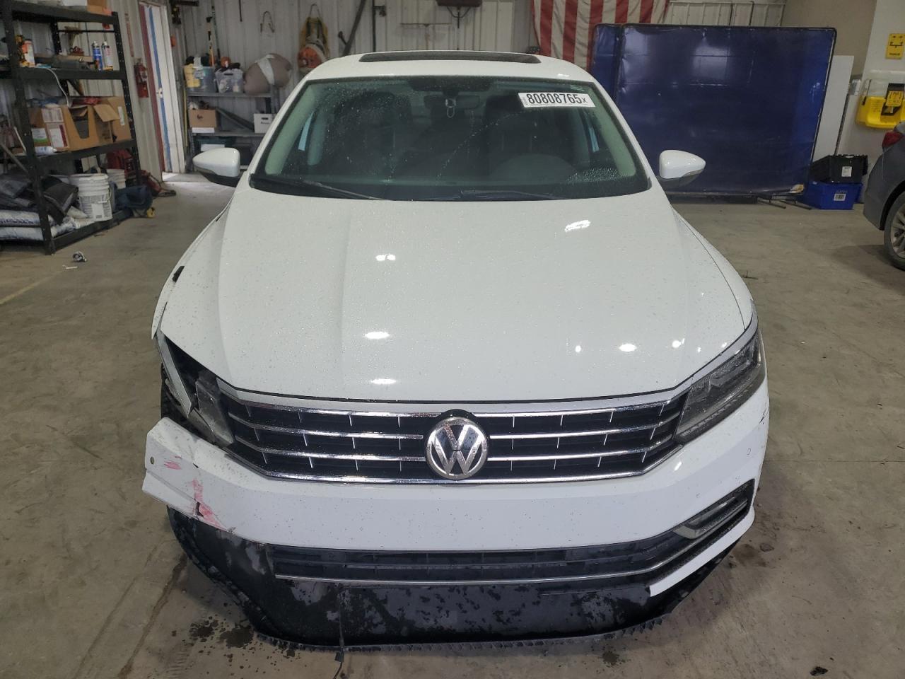 2017 Volkswagen Passat Se - Фото 5