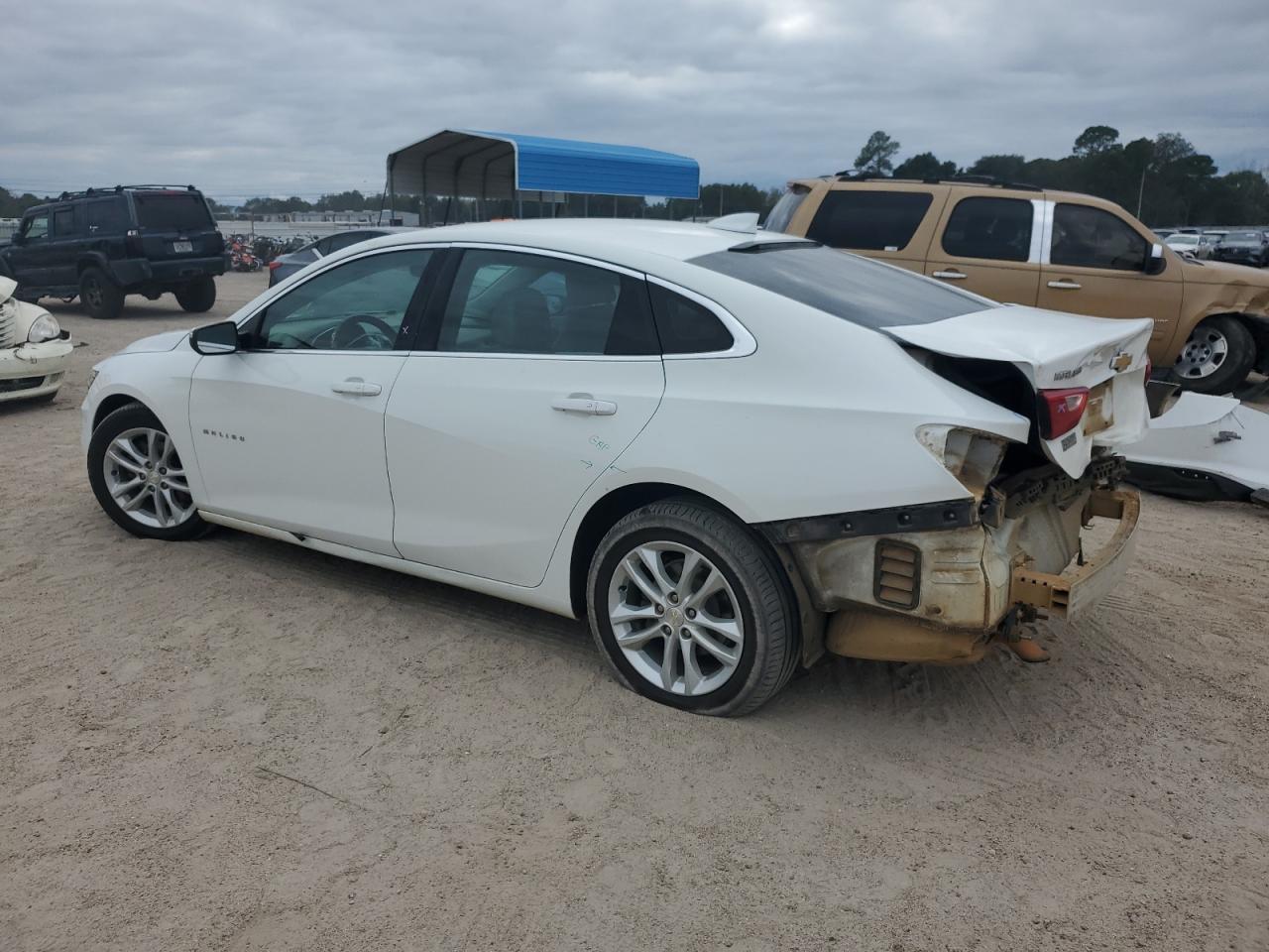 2017 Chevrolet Malibu Lt - Фото 2