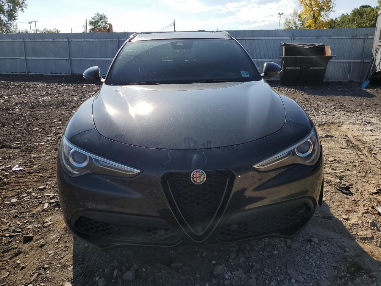 2021 Alfa Romeo Stelvio Ti - Фото 5