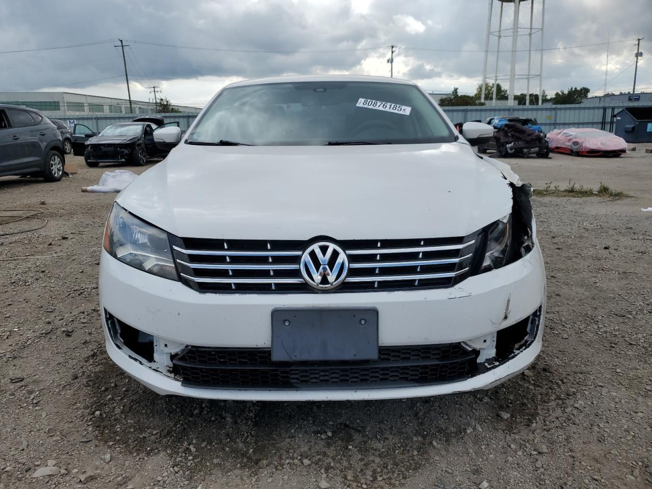 2014 Volkswagen Passat S - Фото 5