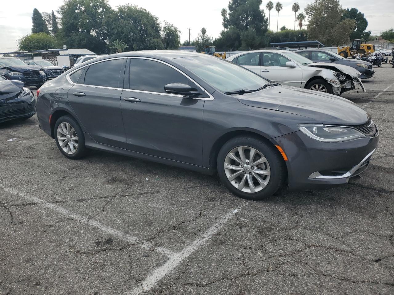 2016 Chrysler 200 C - Фото 4