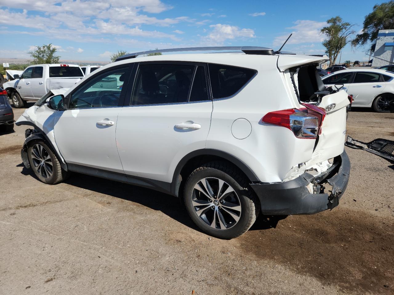2015 Toyota Rav4 Limited - Фото 2