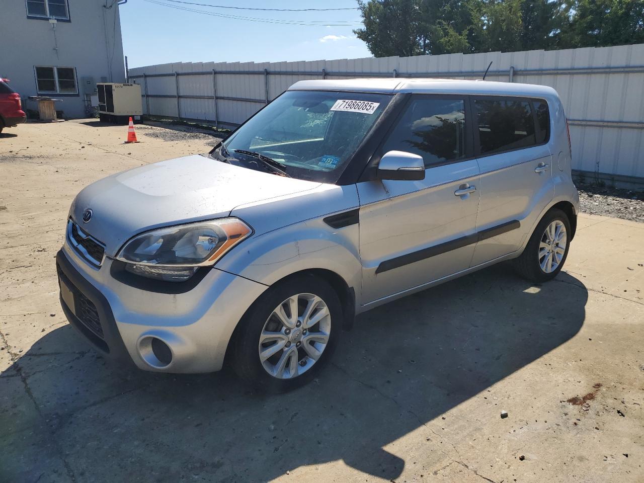 2012 Kia Soul +