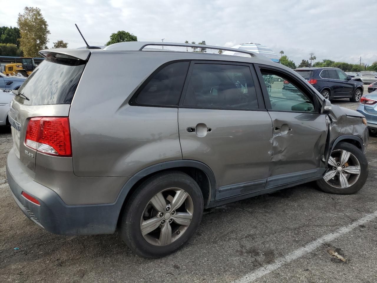 2013 Kia Sorento Ex - Image 3