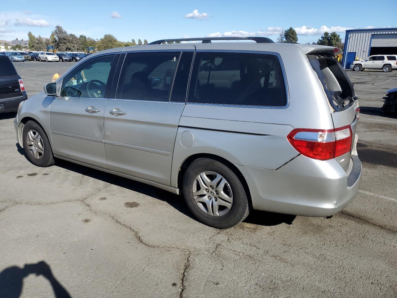 2006 Honda Odyssey Ex - Image 2