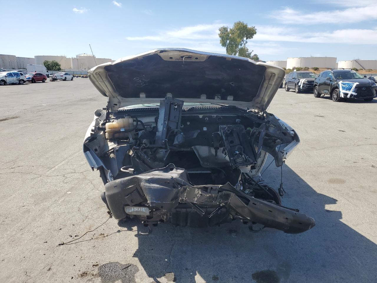 2002 Cadillac Escalade Ext - Image 5