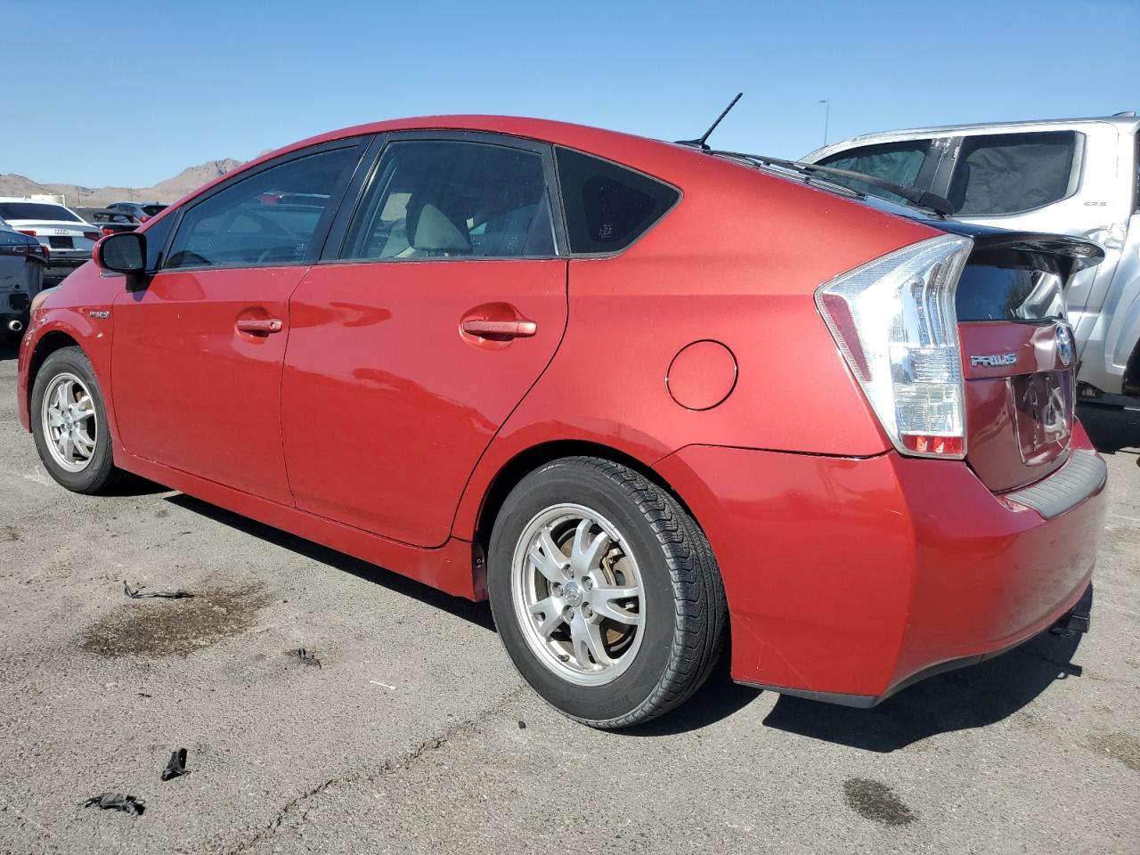 2010 Toyota Prius Iii - Фото 2