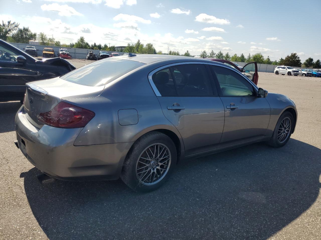 2012 Infiniti G37 - Фото 3