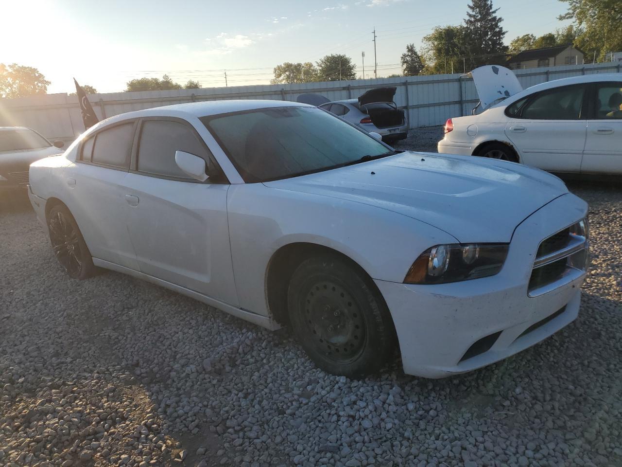 2014 Dodge Charger Se - Фото 4