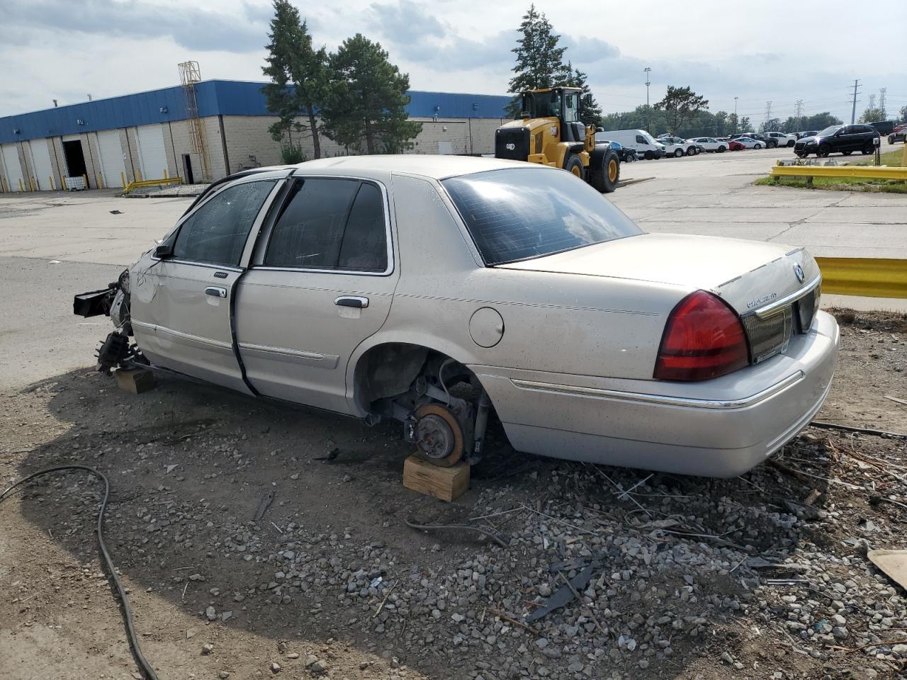 2007 Mercury Grand Marquis Ls - Фото 2