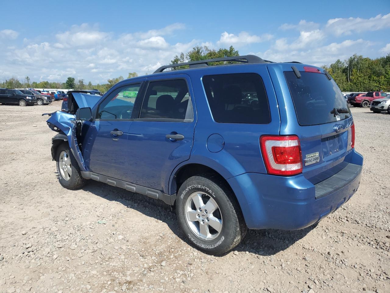 2009 Ford Escape Xlt - Image 2