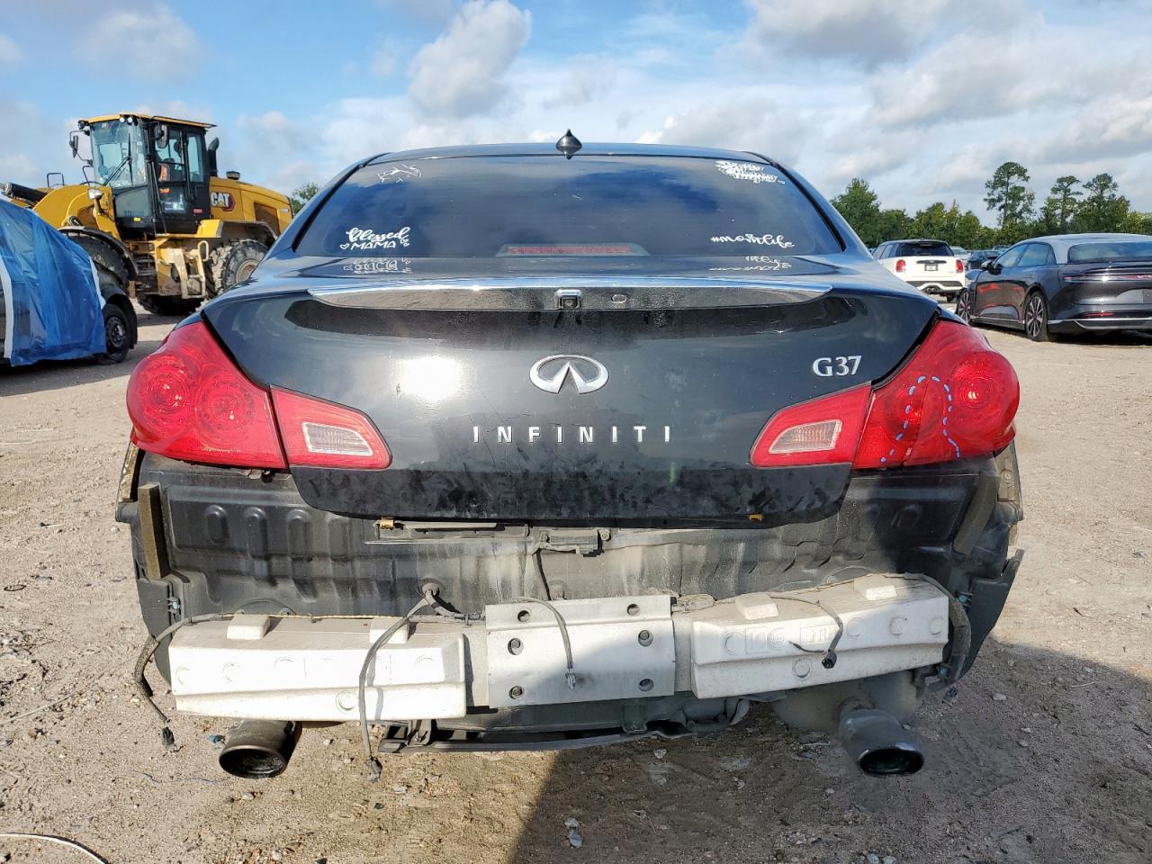 2011 Infiniti G37 Base - Фото 6
