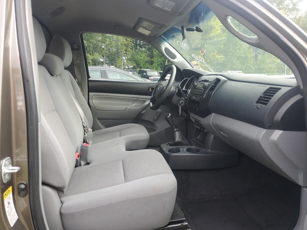 2012 Toyota Tacoma - Image 5