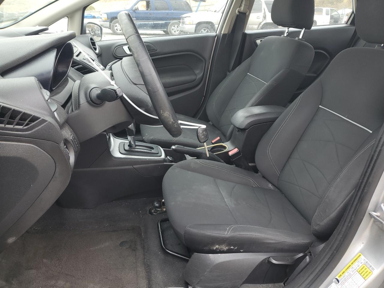 2014 Ford Fiesta Se - Image 7