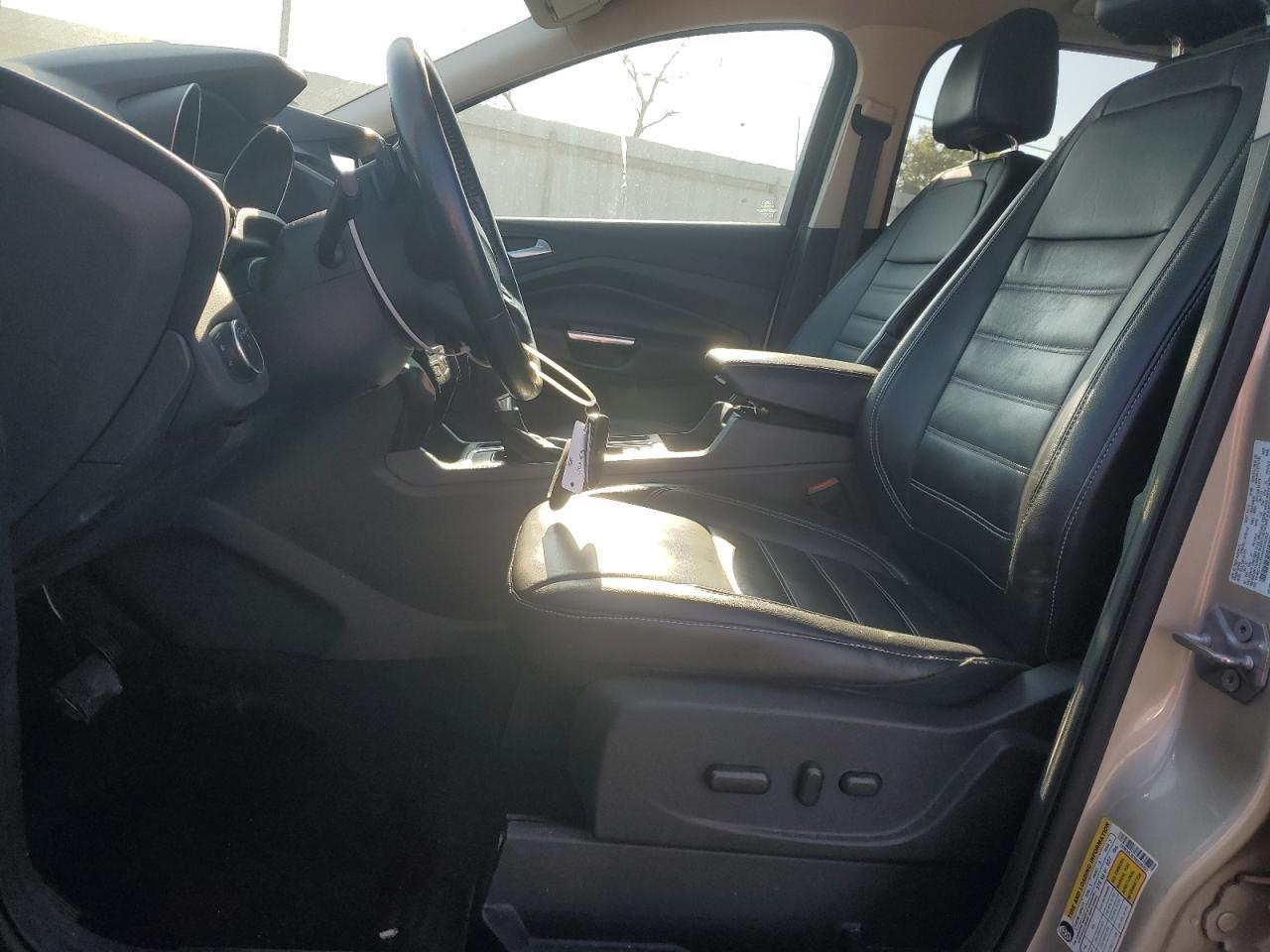 2017 Ford Escape Titanium - Image 7