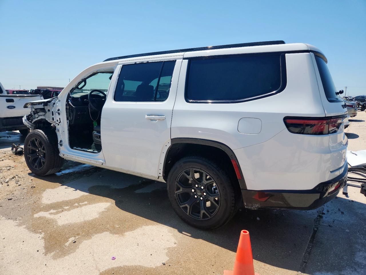 2023 Jeep Wagoneer Series Ii - Фото 2