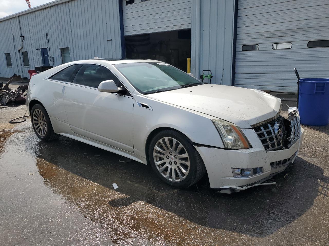 2012 Cadillac Cts Premium Collection - Image 4