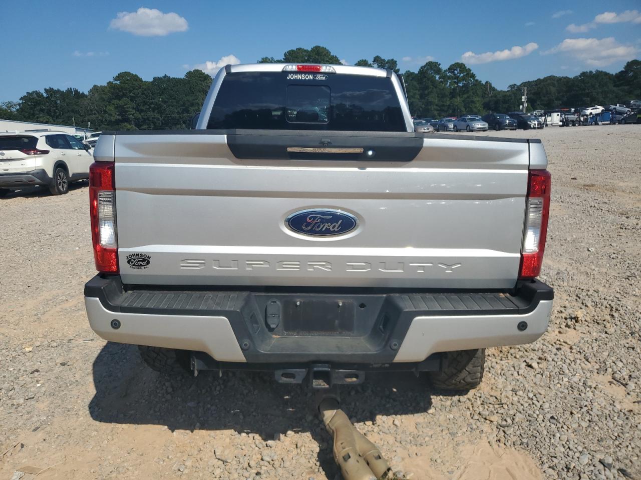 2019 Ford F350 Super Duty - Image 6