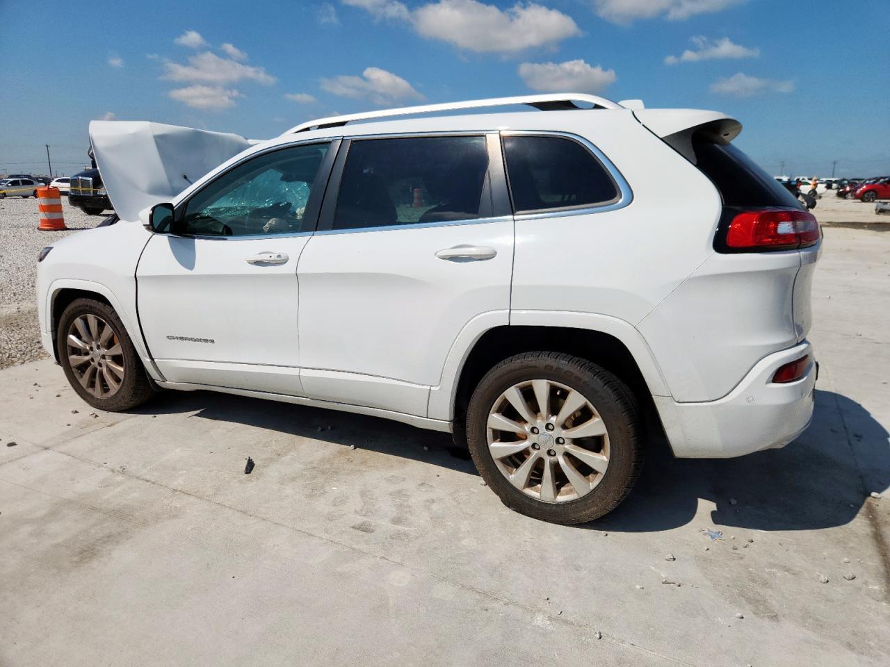 2017 Jeep Cherokee Overland - Фото 2